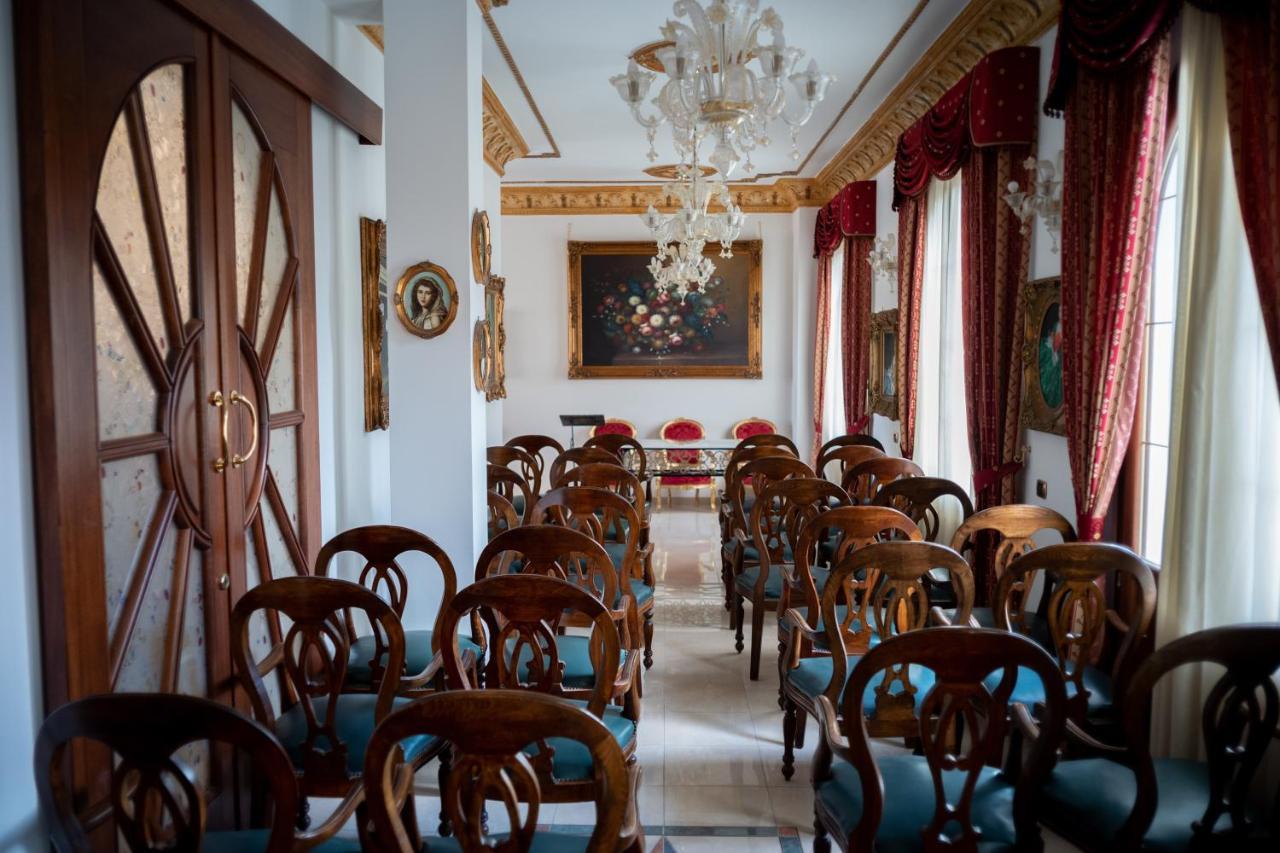 Euro Hotel 4*